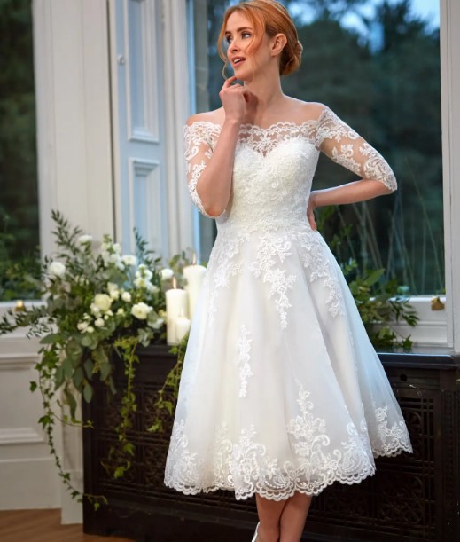 Embrace Elegance with Short Wedding Dresses: A Modern Bride’s Guide